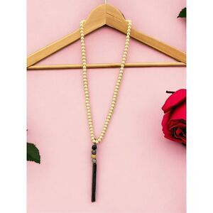 TASSEL NECKLACE STUNNING PIECE
$18
 New no tags